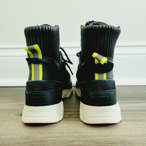 NEW Sorel Black Waterproof Boots - Picture 4 of 7